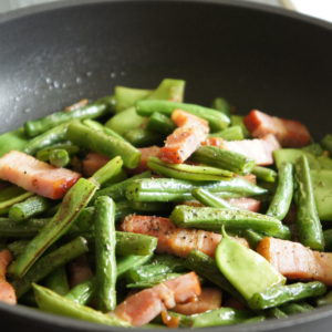 トマトとアボカドのチーズ焼き