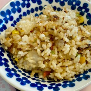 サンマとトマトの混ぜご飯